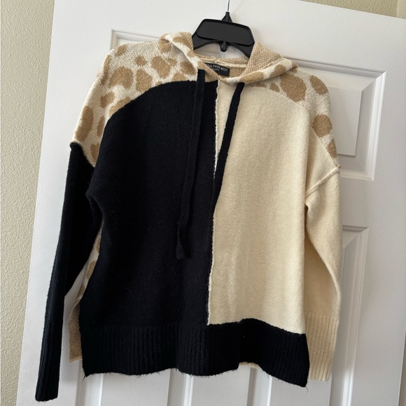 Anthropoligie Central Park West Sweaters - EUC Anthropologie Central Park West color block hooded sweater